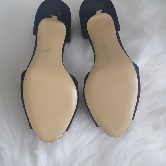 AUDREY BROOKE - Picture 4 of 4